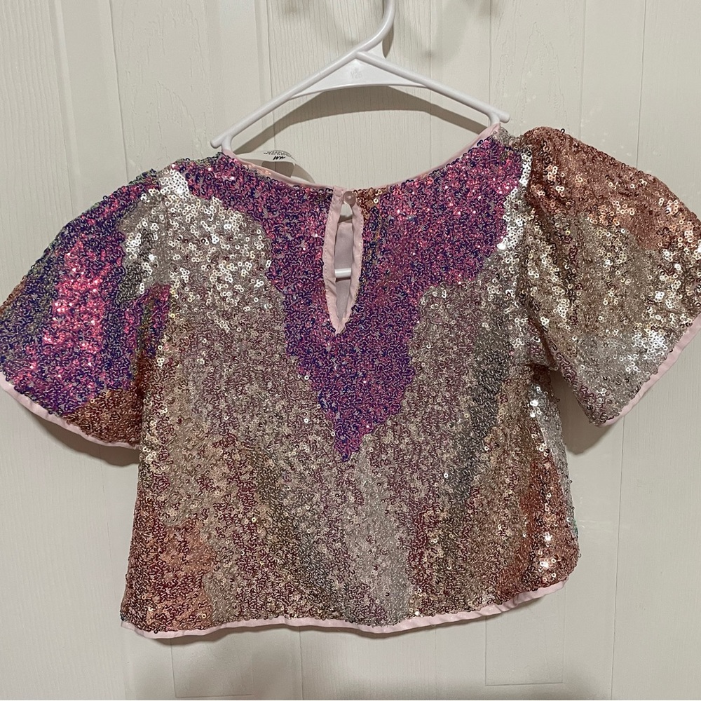 H&M toddler sequin top. NWOT. Size 4t. Matching skirt, 4t.